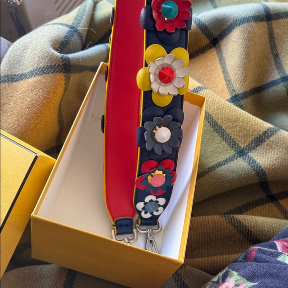 Fendi Flowerland Multicolor Bag Strap - Picture 6 of 6